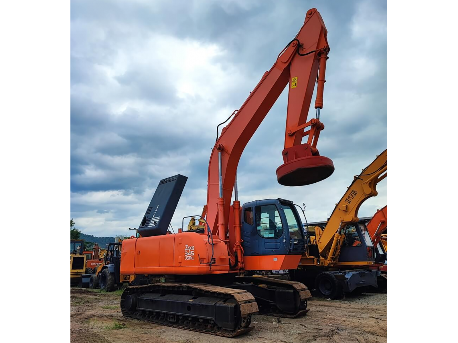 แม่เหล็กติดรถแบคโฮ (Excavator Magnet)